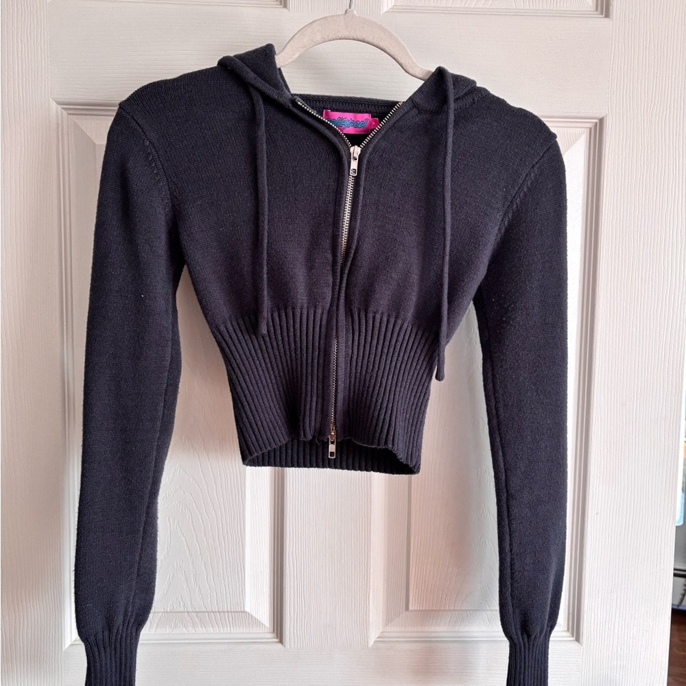 Edikted Navy Cropped Hoodie